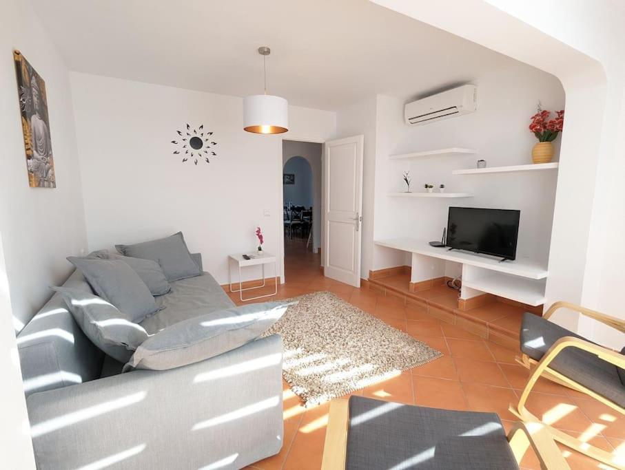 Bella Brisa, Port D'Addaia Apartment Bagian luar foto